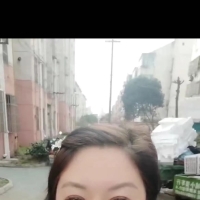 苏州品茶，偶尔兼职的美甲店老板娘！